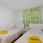 Vintiana Villa *