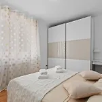Vintiana Villa